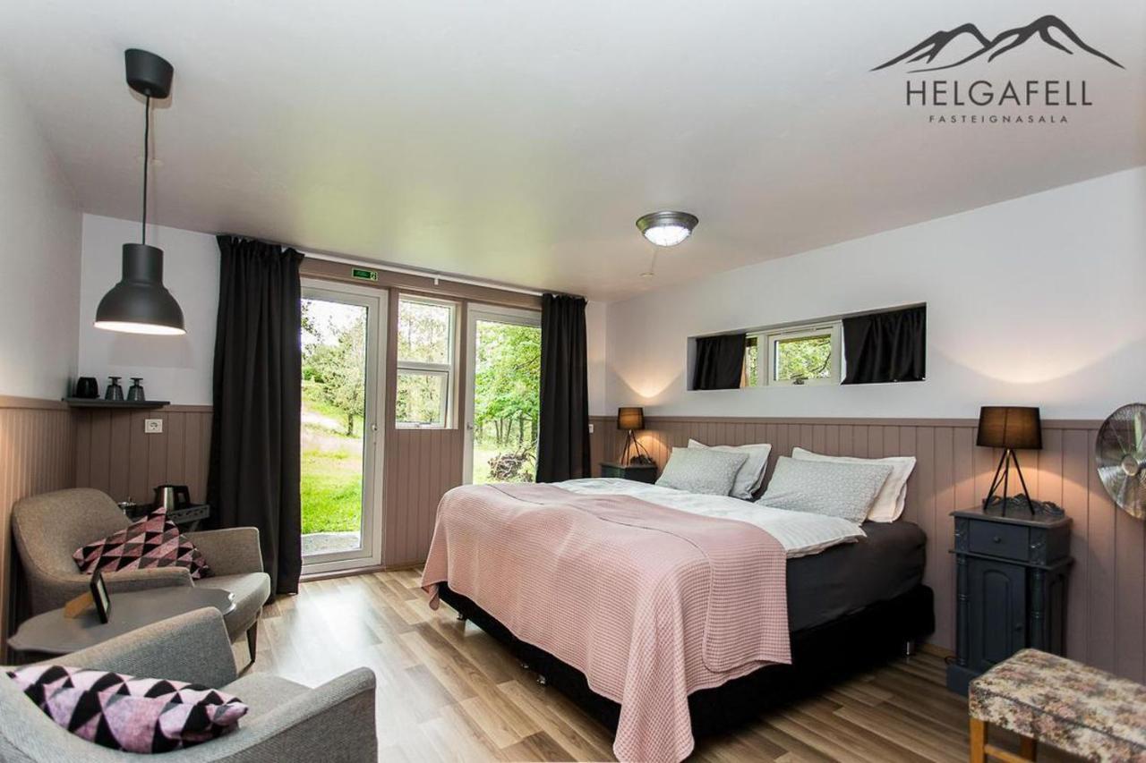 Laugaras Homestay エクステリア 写真